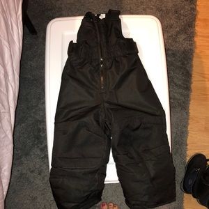 Cat and Jack black snow suit. Size 2T